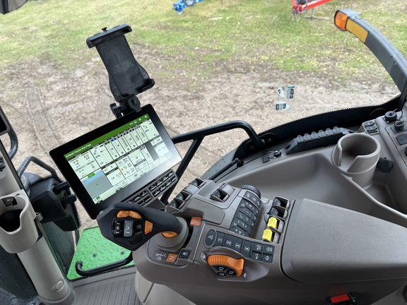 2024 John Deere 6R 250 Tractor