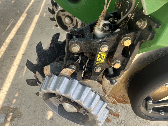 2015 John Deere 1775NT Planter