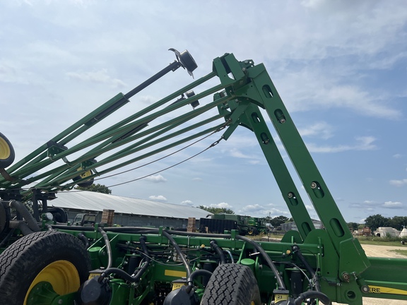 2015 John Deere 1775NT Planter