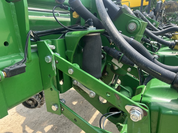 2015 John Deere 1775NT Planter