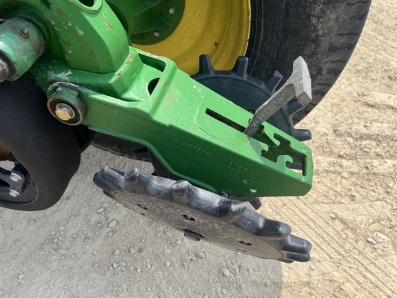 2015 John Deere 1775NT Planter