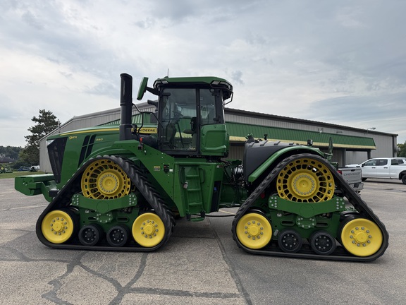 2025 John Deere 9RX 640 Tractor Rubber Track
