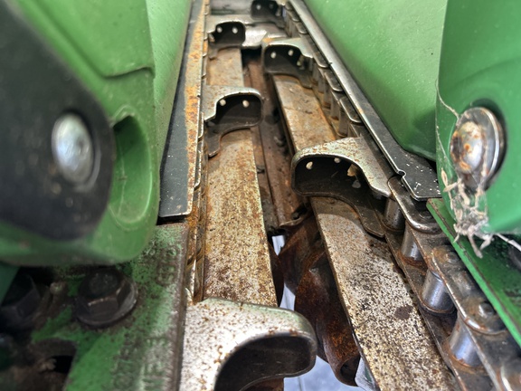 2013 John Deere 612C Header Corn Head