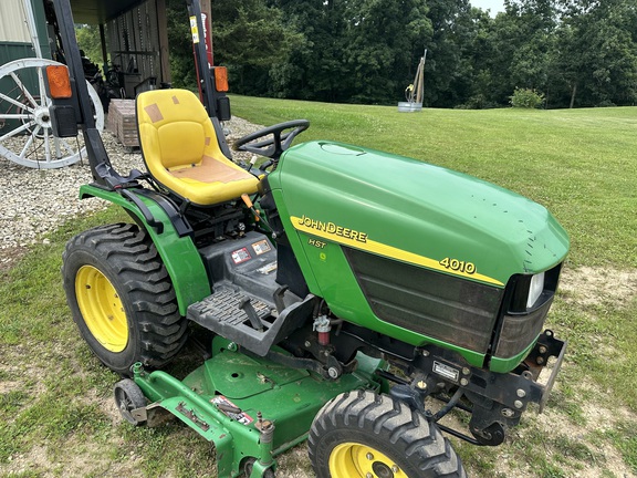 2002 John Deere 4010 Tractor