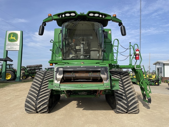 2019 John Deere S780 Combine