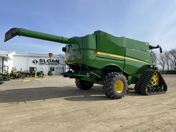 2019 John Deere S780 Combine