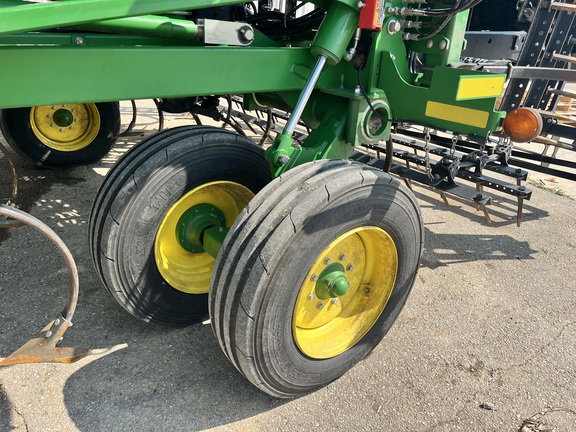 2021 John Deere 2230FH Field Cultivator