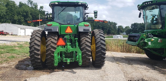 2022 John Deere 8R 310 Tractor