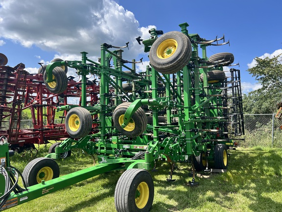 2021 John Deere 2230FH Field Cultivator