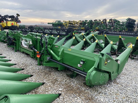 2022 John Deere C12F Header Corn Head