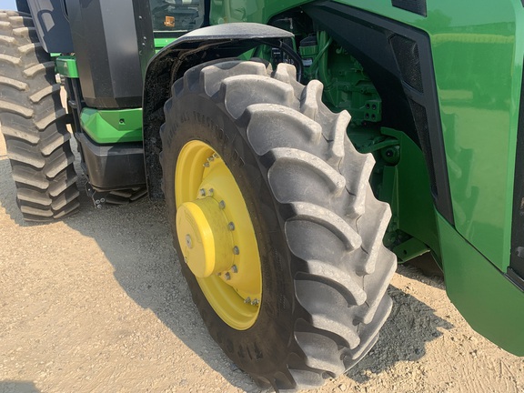 2022 John Deere 8R 250 Tractor