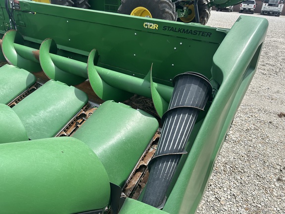 2022 John Deere C12R Header Corn Head