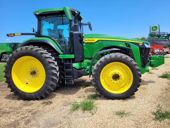 2021 John Deere 8R 370 Tractor