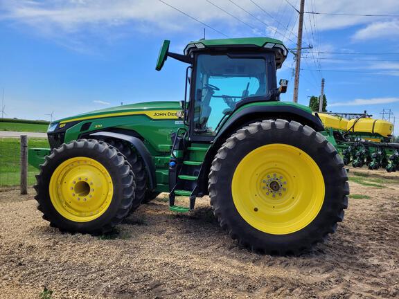 2021 John Deere 8R 370 Tractor