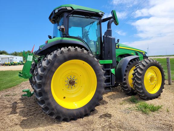 2021 John Deere 8R 370 Tractor