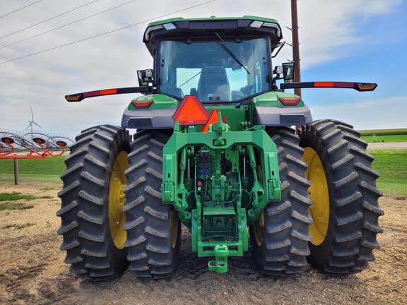 2021 John Deere 8R 370 Tractor