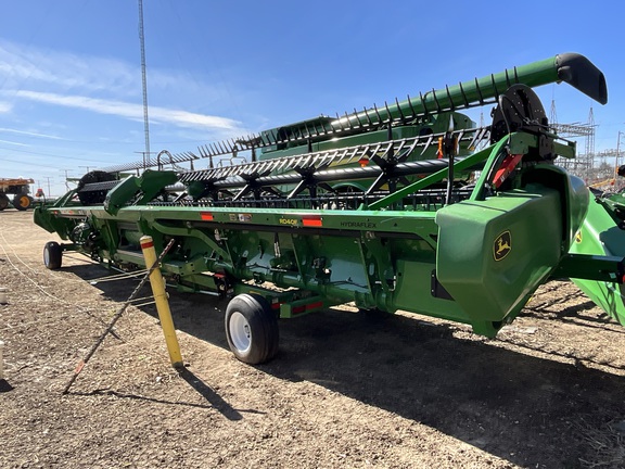 2022 John Deere RD40F Header Combine