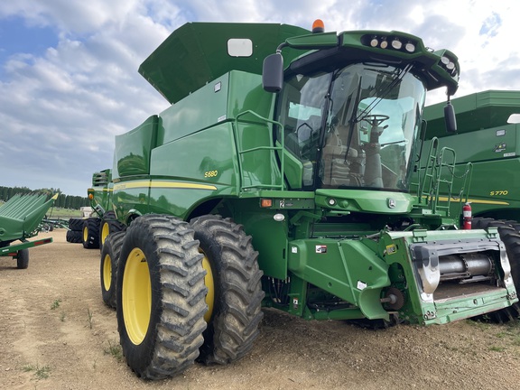 2013 John Deere S680 Combine