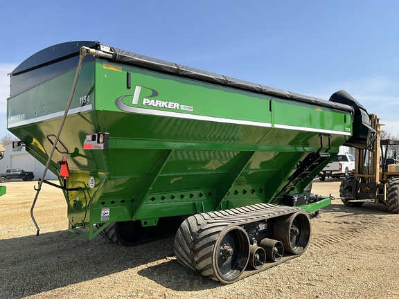 2021 Parker 1154 Grain Cart