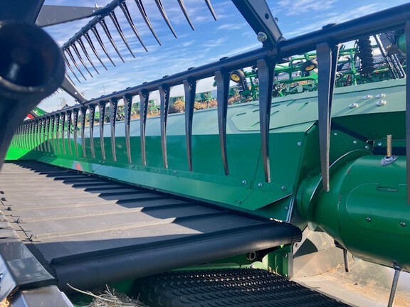 2022 John Deere RD40F Header Combine