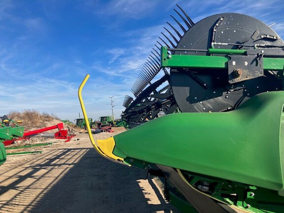 2022 John Deere RD40F Header Combine