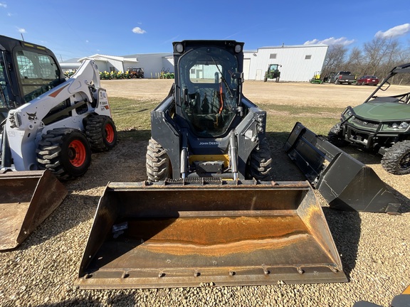 2022 John Deere 324G Skid Steer Loader