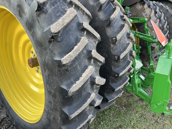 2023 John Deere 8R 370 Tractor