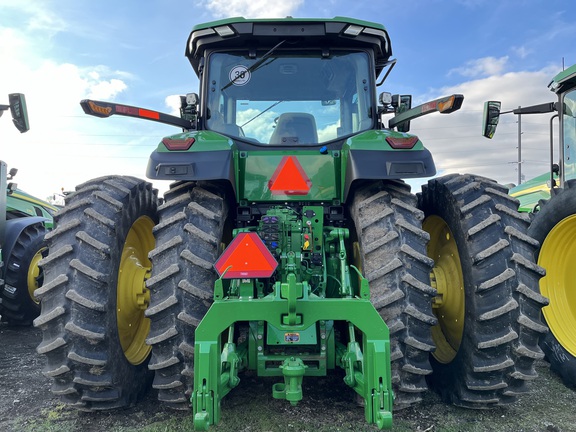 2023 John Deere 8R 370 Tractor