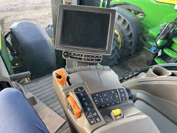 2023 John Deere 8R 370 Tractor