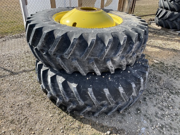 2022 Firestone 520/85R42 Tires