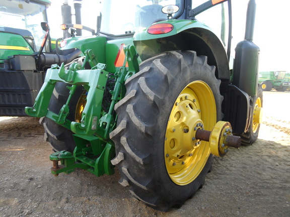 2011 John Deere 8285R Tractor