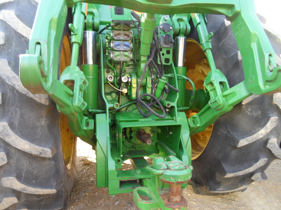 2011 John Deere 8285R Tractor