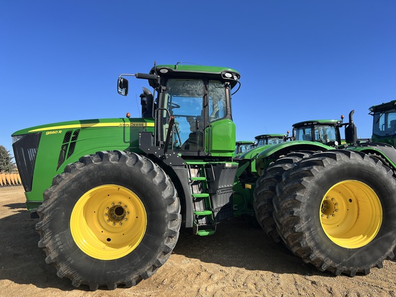 2012 John Deere 9560R Tractor 4WD