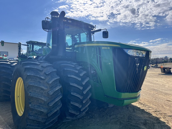 2012 John Deere 9560R Tractor 4WD