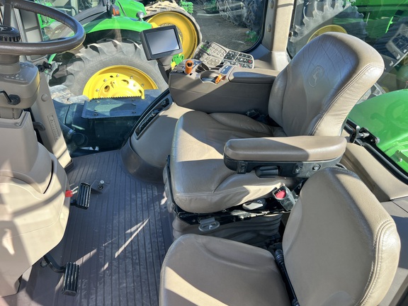 2012 John Deere 9560R Tractor 4WD