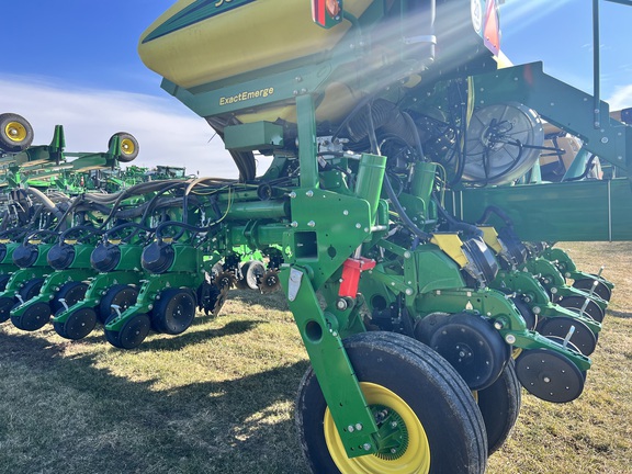 2020 John Deere 1775NT Planter