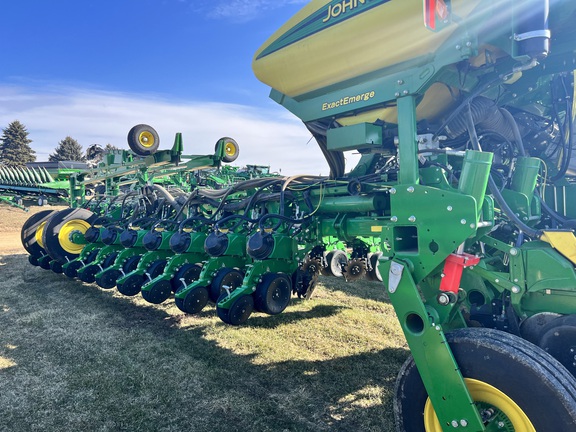 2020 John Deere 1775NT Planter