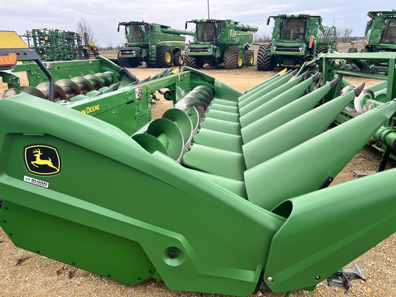 2021 John Deere C8R Header Corn Head