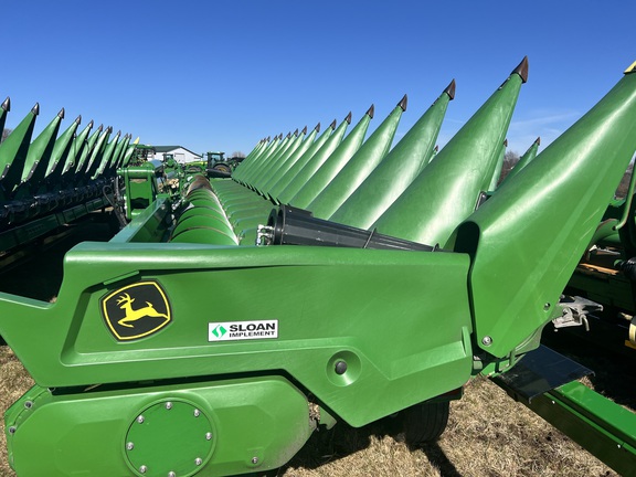 2023 John Deere C16F Header Corn Head