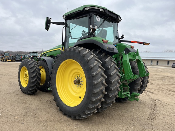 2023 John Deere 8R 410 Tractor