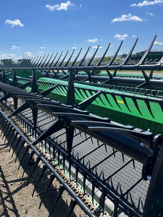 2023 John Deere RD45F Header Combine