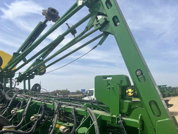 2012 John Deere 1770NT CCS Planter