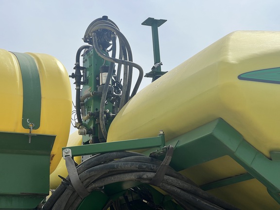 2012 John Deere 1770NT CCS Planter