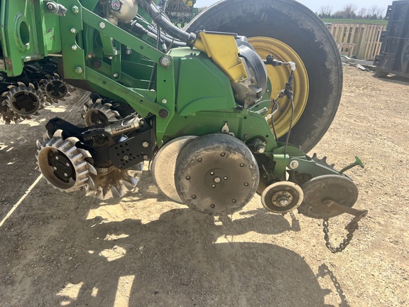 2012 John Deere 1770NT CCS Planter