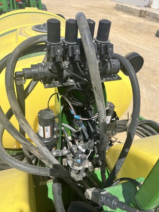 2012 John Deere 1770NT CCS Planter