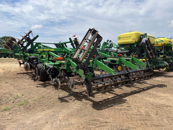 2020 John Deere 2730 Disk Ripper