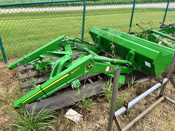 2023 John Deere 400E Loader