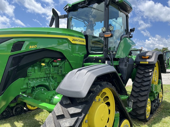 2023 John Deere 8RX 340 Tractor Rubber Track