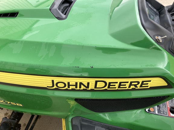 2016 John Deere X758 Garden Tractor