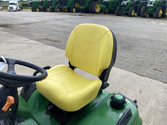 2016 John Deere X758 Garden Tractor